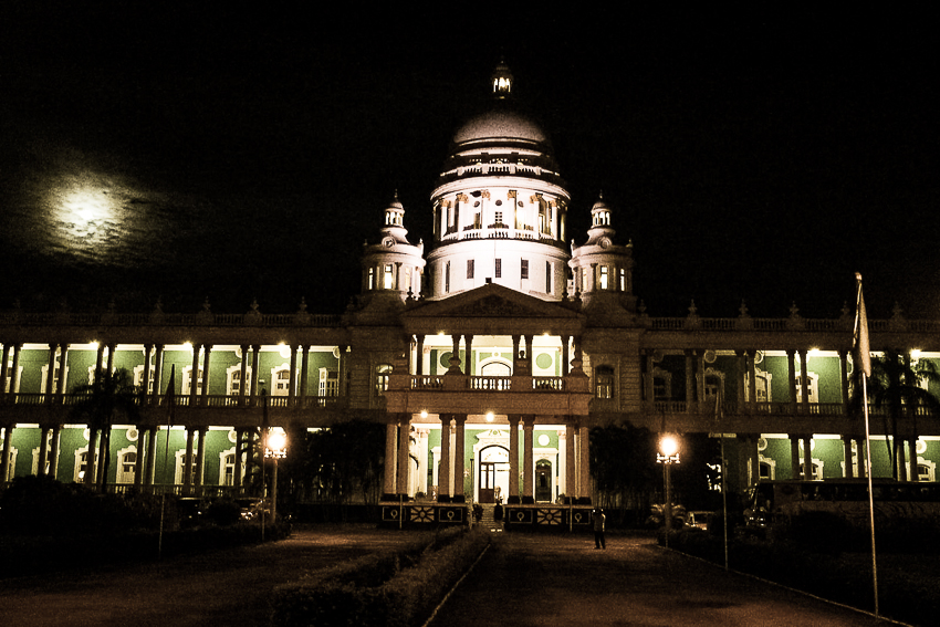 Lalita Palace vu de nuit